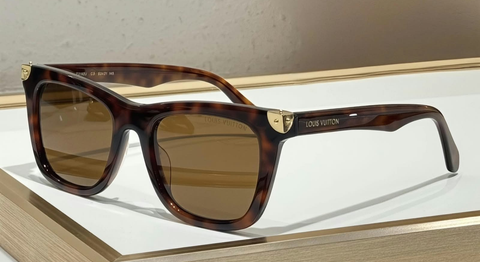 Louis Vuitton — LV. HERITAGE — Marrón