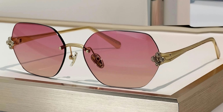 Louis Vuitton — LV. Square S00